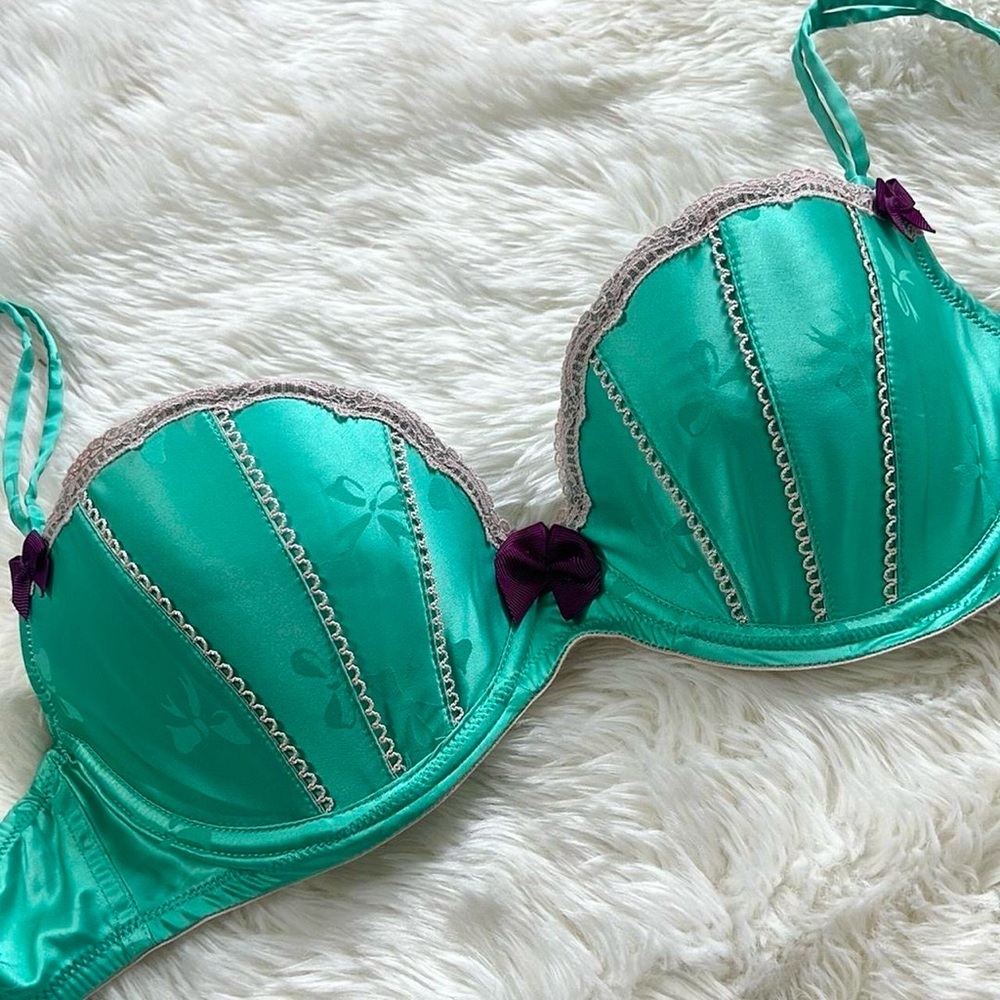Victoria’s Secret Sexy Little Things Bra